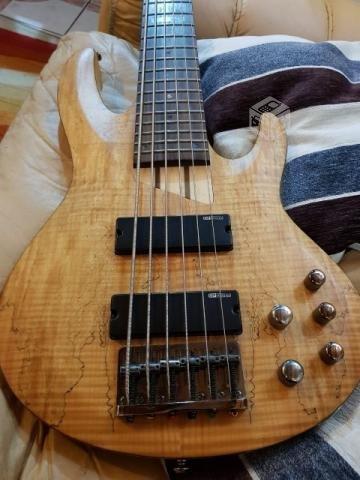 bajo Ltd B 206