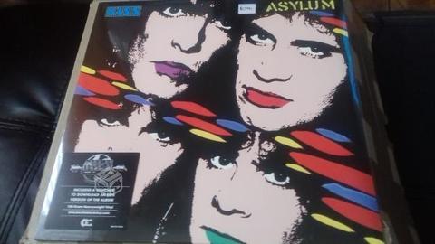 Kiss - asylum