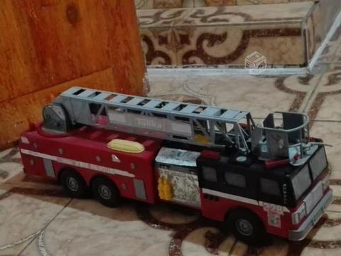 Gran camion de bombero