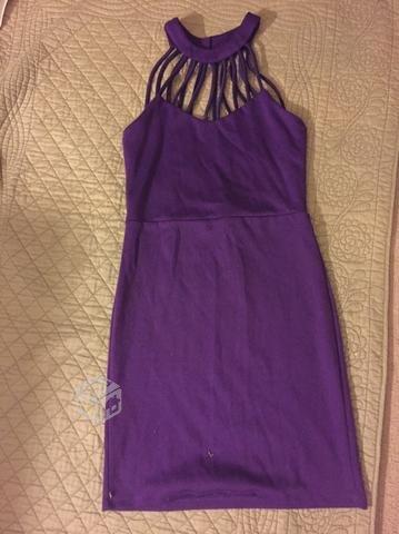 Vestido morado talla m