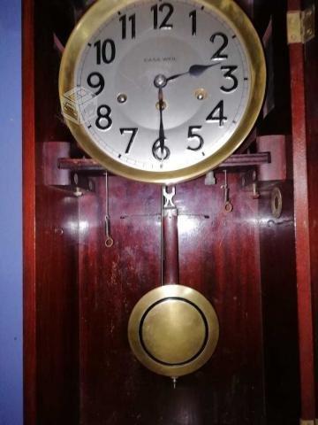 Antiguo reloj pendulo casa weil