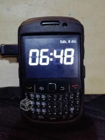 Celular blackberry curve 8520
