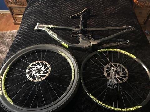 Commencal supreme dh v3