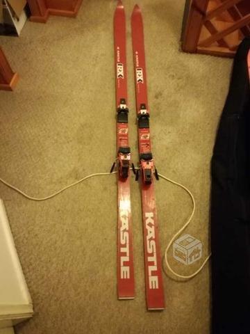 2 Ski 1.80 de slalon y el otro de 1.65