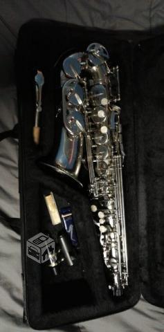 Saxofón Alto Fontai