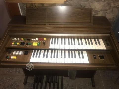 Organo Yamaha de los 70