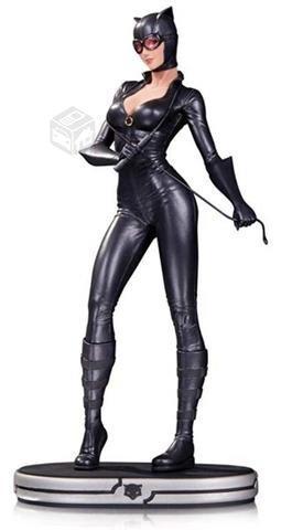 Estatua catwoman DC comics ed limitada