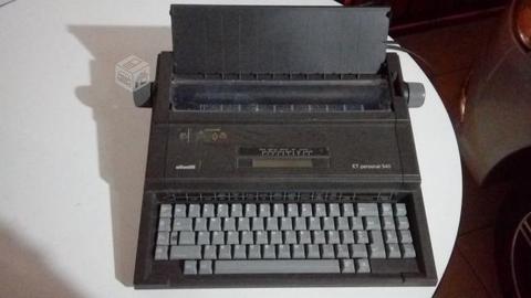 Máquina de Escribir Olivetti ET personal 540