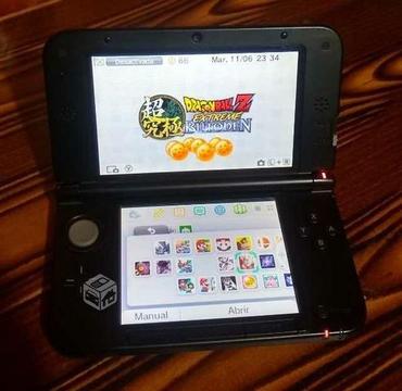 Nintendo 3DS XL roja