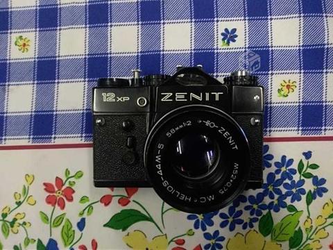 Cámara fotográfica ZENIT 12XP