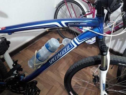 Bicicleta specialized aro 26