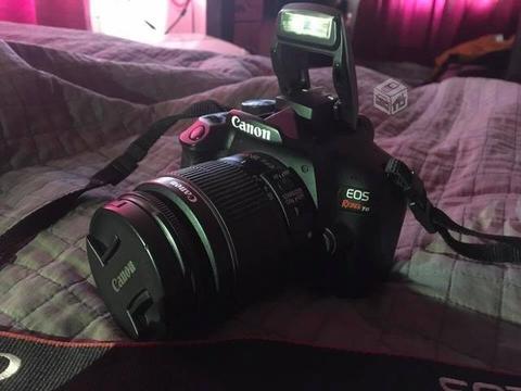 Como nueva, cannon T6 reflex