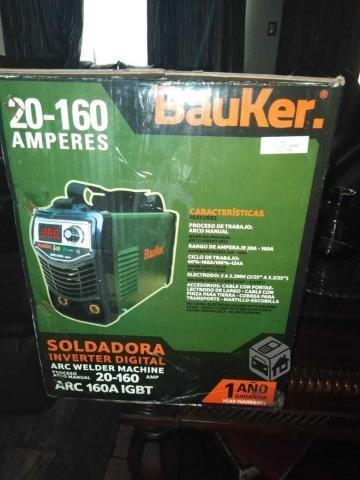 Soldadora Bauker 20-10 AMP