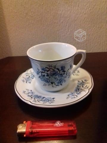 Taza de té de cerámica pintada a mano