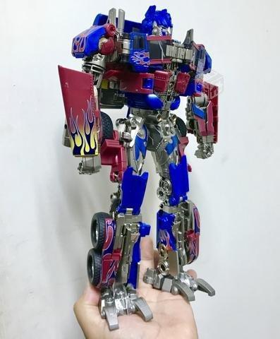 Optimus Prime Hot toys figura de colección