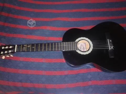 Guitarra acustica Medina