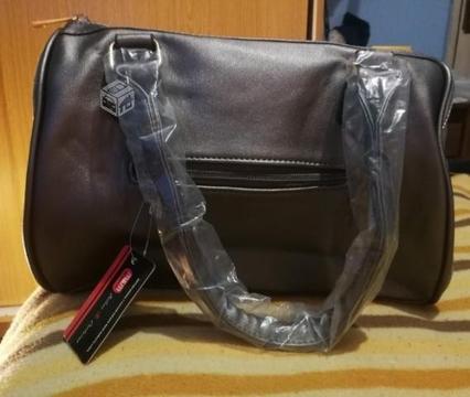 Cartera nueva