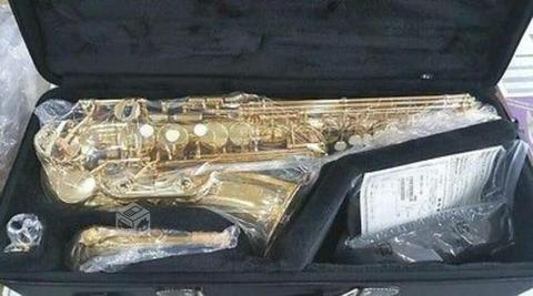Saxofon Alto Yamaha YAS-62. Nuevo