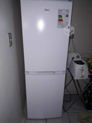 Refrigerador Midea frío directo 180 lts