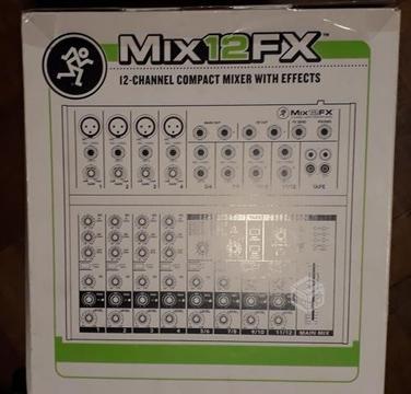 Mixer Mackie Mix12fx Mezclador 12 Canales Efectos