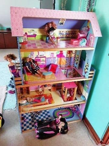 Casa de muñecas de 4 pisos