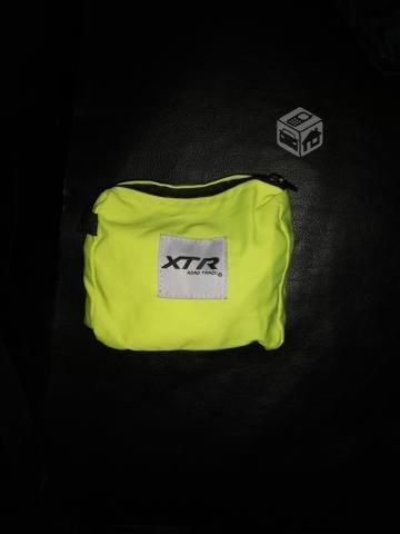 Cubre mochila reflectante para ciclistas