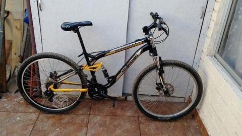 Bicicleta brabus h2600fs aro 26 (poco uso)