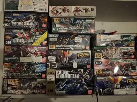 Figuras coleccionables gundam