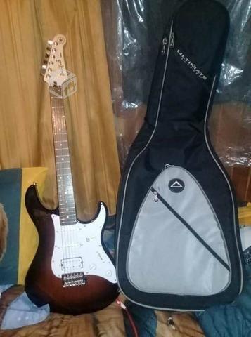 Guitarra electrica + funda + cable