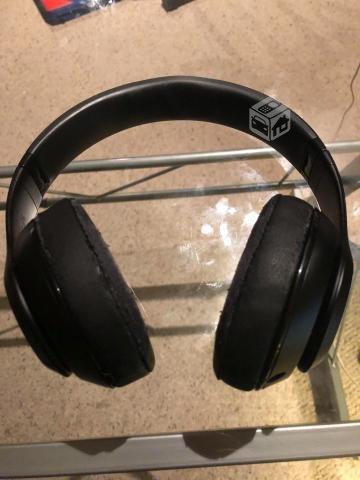 Beats Studio 2 Wireless