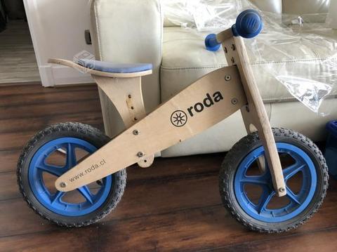 Bicicleta de madera roda para niño clásica