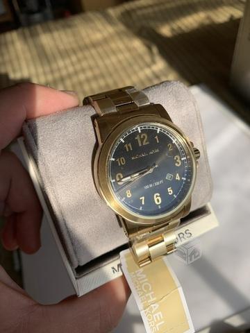 Reloj Michael Kors MK-8555 dorado