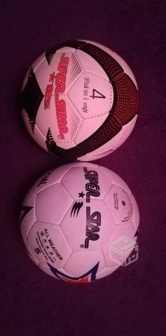 Balones de fútbol y futbolito