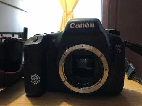 cámara profesional canon EOS 7D