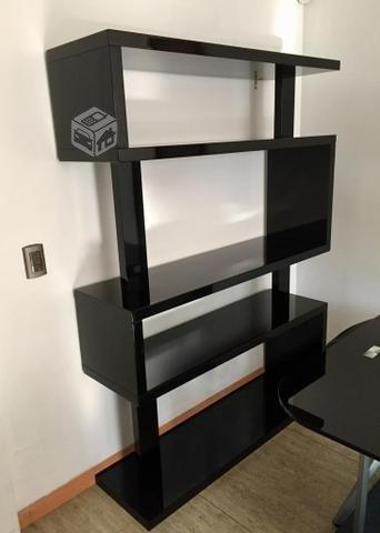 Mueble estante lacado negro