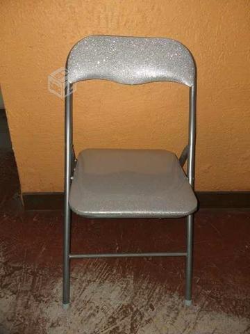 2 sillas plegables color plateado escarchado