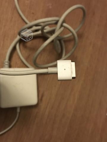 Cargador MacBook Pro original