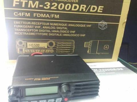 Equipo VHF FTM-3200 DR nuevecito