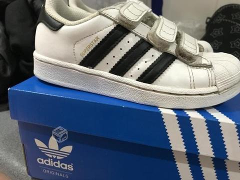 Zapatillas Adidas 28 y medio impecables