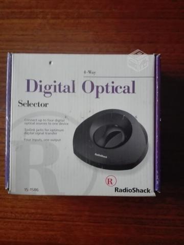 Selector Digital Óptico De 4 Entradas Radioshack