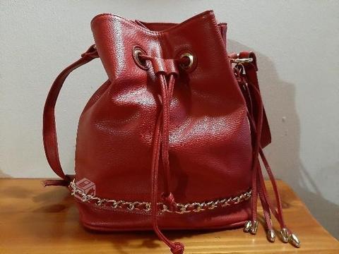 Carteras rojas