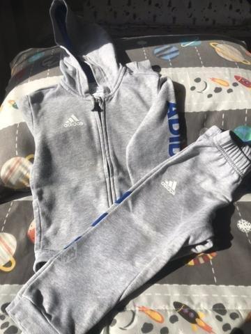 Buzo Adidas 12-18 meses
