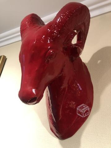 Escultura colgante de muro