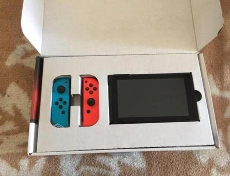 Nintendo switch + super mario deluxe