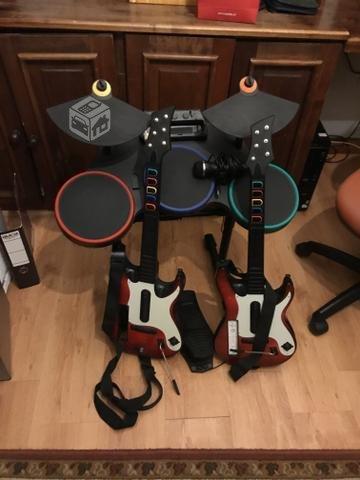 2 guitarras + batería + micrófono guitarhero Wii